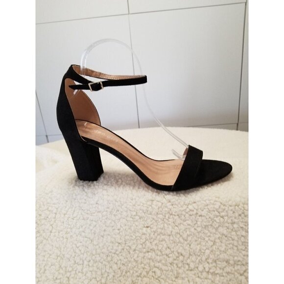 Madden Girl Beella Black Faux Suede Block Heel Ankle Strap Sandal Women's Sz 10M - Picture 1 of 6